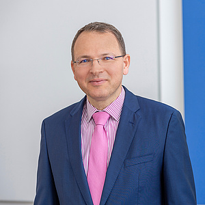 Dr. Tobias Wuttke
