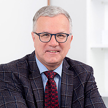 Gernot H. Schröer